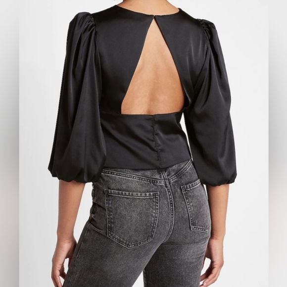 EXPRESS Open back satiny top - Picture 1 of 11